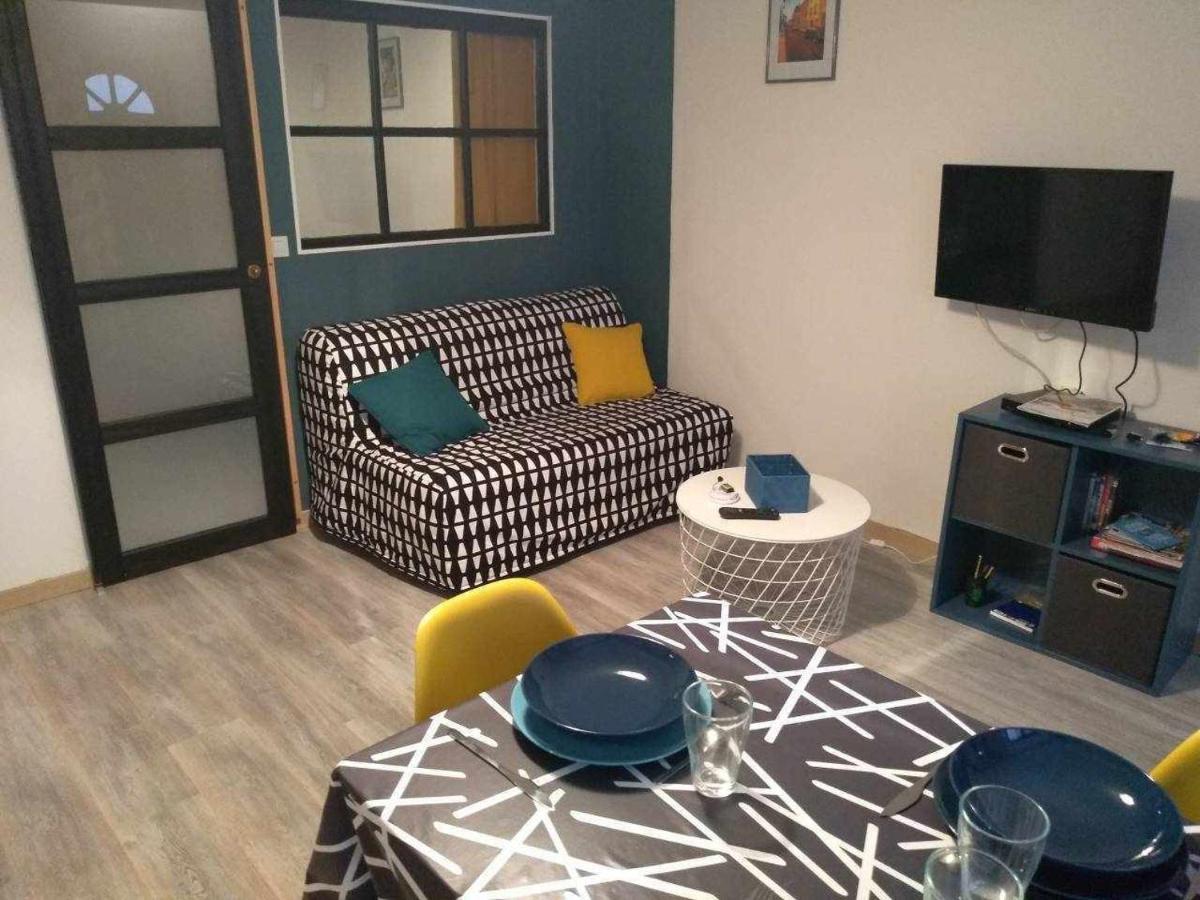 Joli Petit Logement En Centre Ville De Brioude Exterior photo
