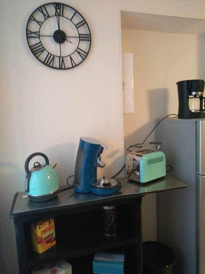 Joli Petit Logement En Centre Ville De Brioude Exterior photo
